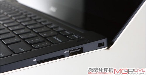 机身右侧设有SD卡插槽、支持关机充电的USB 3.0接口以及Noble锁插槽。